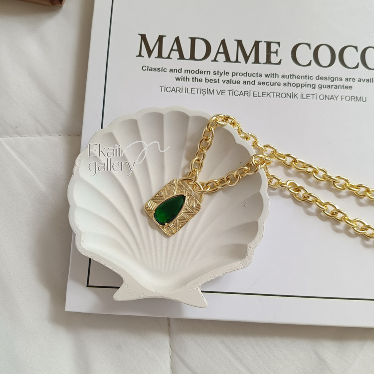 گردنبند طرح طلا برند با کیفیت my accessori